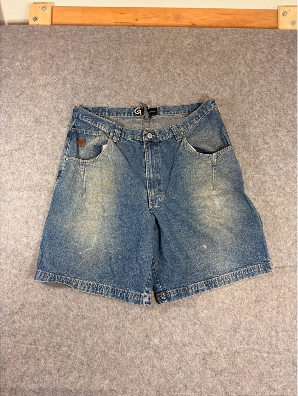 Vintage Y2K Gear Seven denim cargo shorts mens size 38